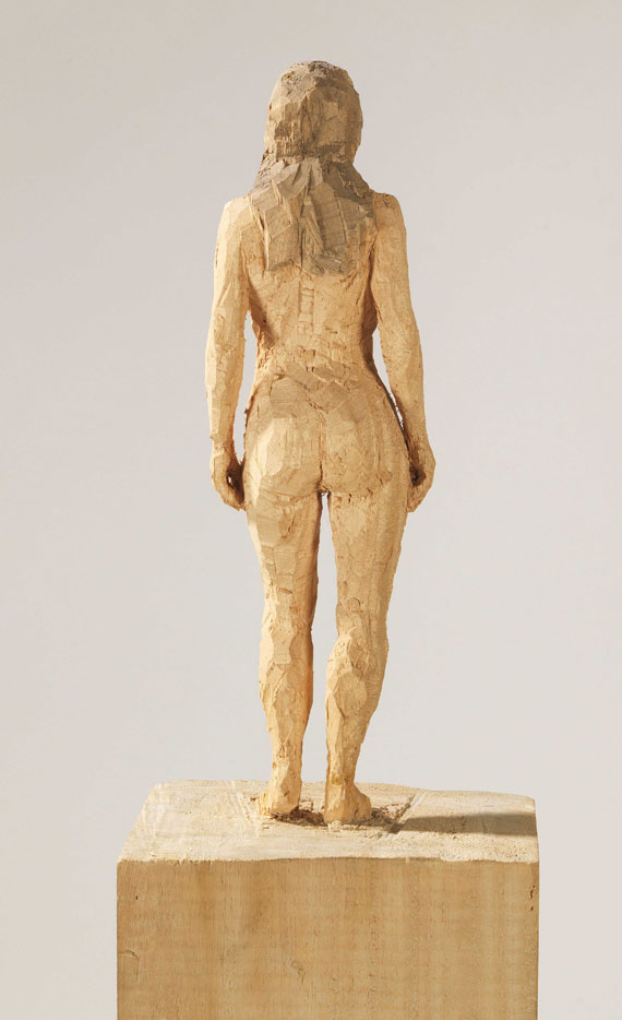 Stephan Balkenhol - Stehender Frauenakt - R&uuml;ckseite