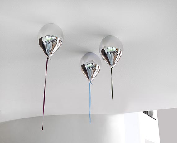 Jeppe Hein - Mirror Balloons III