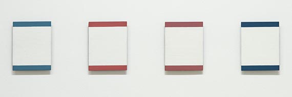 Abbildung zu: Blinky Palermo, 4 White Forms (4-teilig), 1975, Acryl auf Aluminium, Museum of Modern Art, New York. &copy; VG Bild-Kunst, Bonn 2025