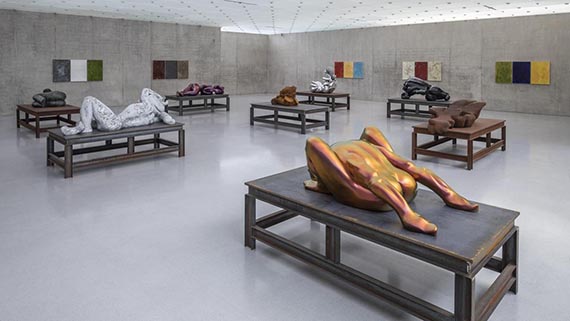 Abbildung zu: Kunsthaus Bregenz, Ausstellungsansicht 2019, Foto: Markus Tretter. © VG Bild-Kunst, Bonn 2025